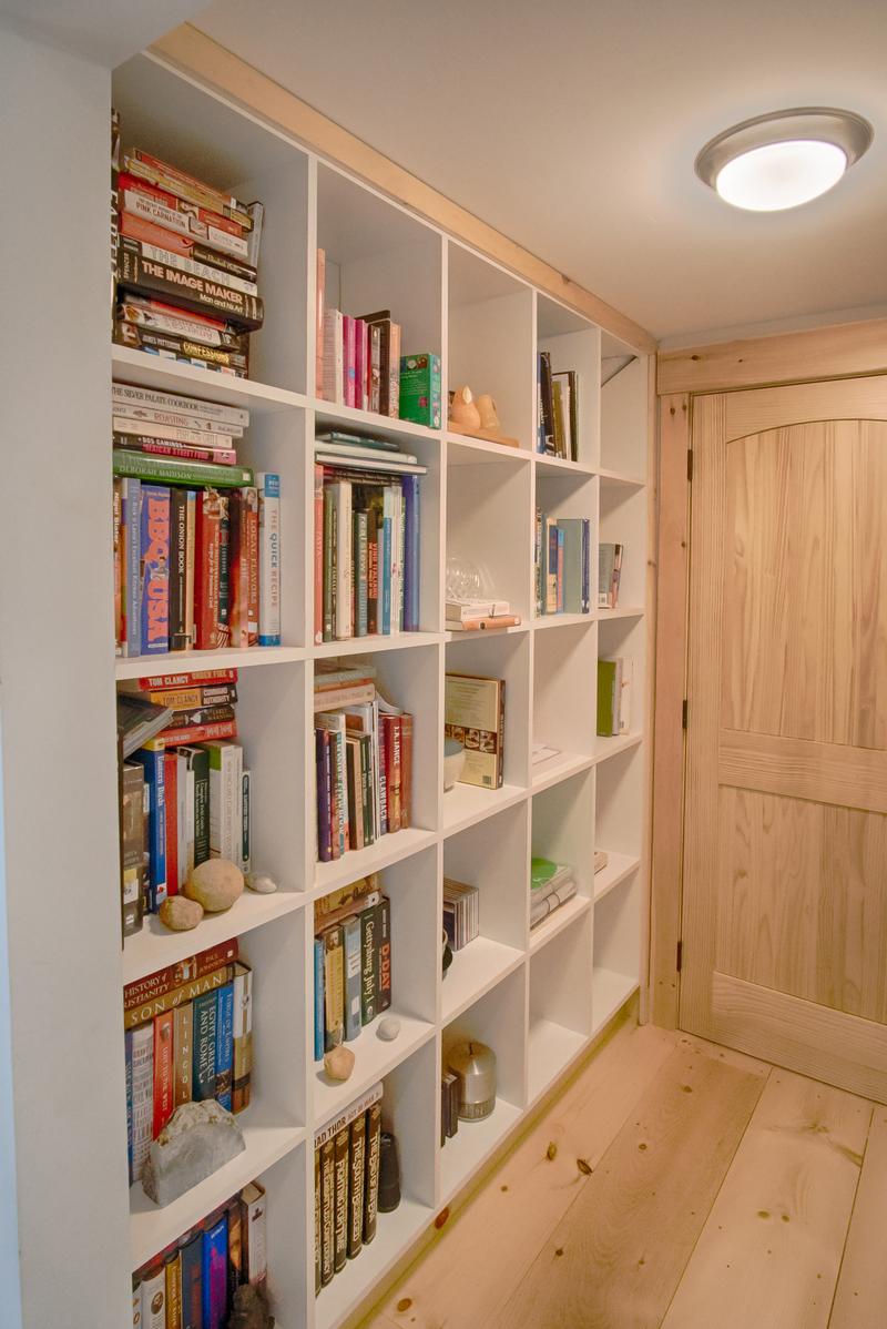 Built-In Shelving 2