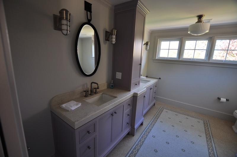 Bathroom vanity w/ Dual sinks 